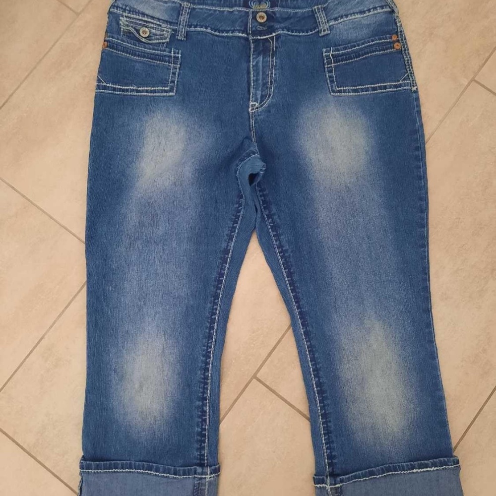 DENIM STRETCHY CAPRIS BY ANGEL, SIZE 16 IN NEW CONDITION!